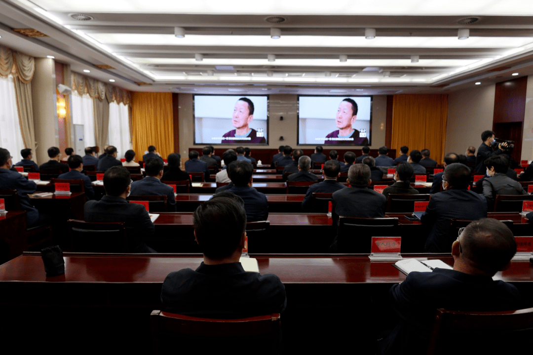 石嘴山市档案局领导团队及档案事业新发展概况